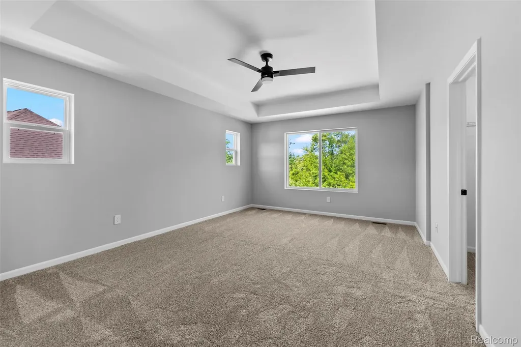 5212 Farmridge Lane Grand Blanc City MI 48439