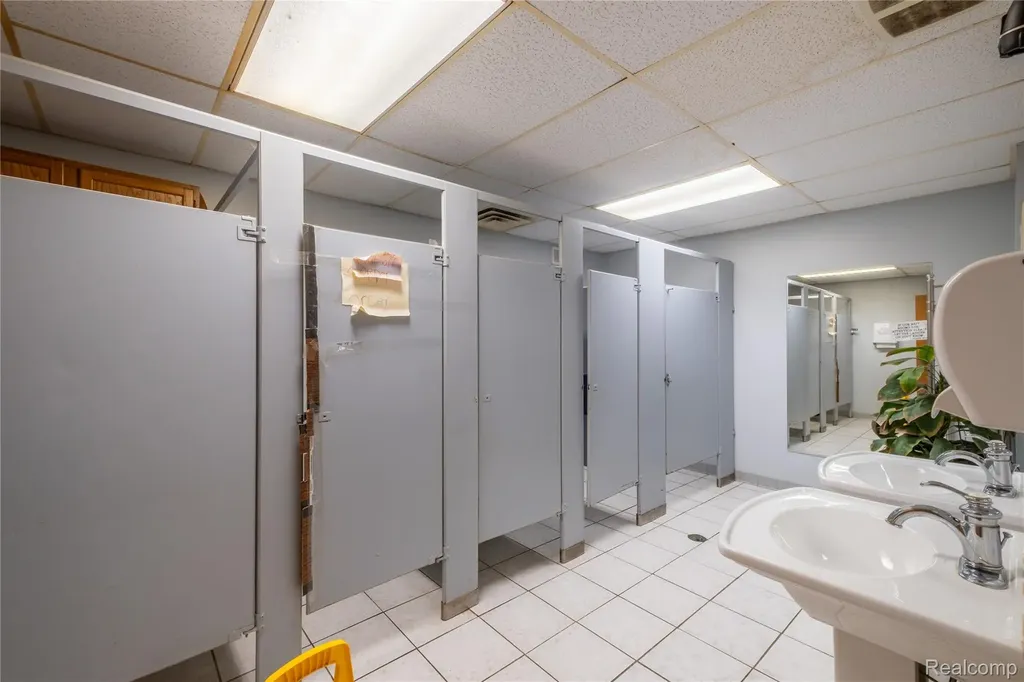 5378 Fenton Road Mundy Township MI 48507