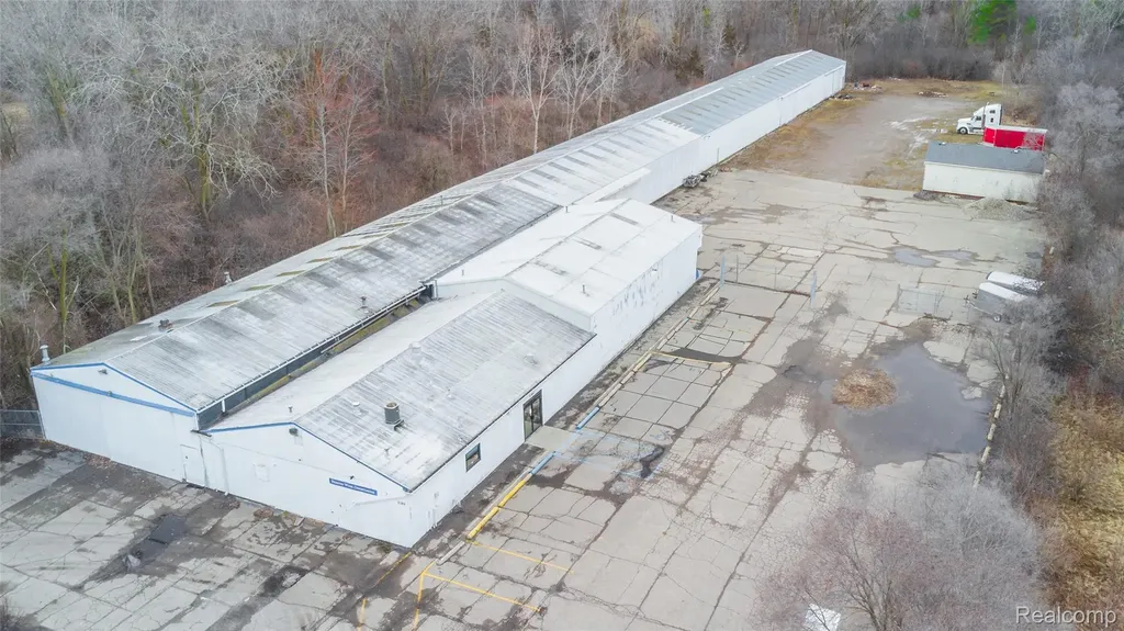 5378 Fenton Road Mundy Township MI 48507