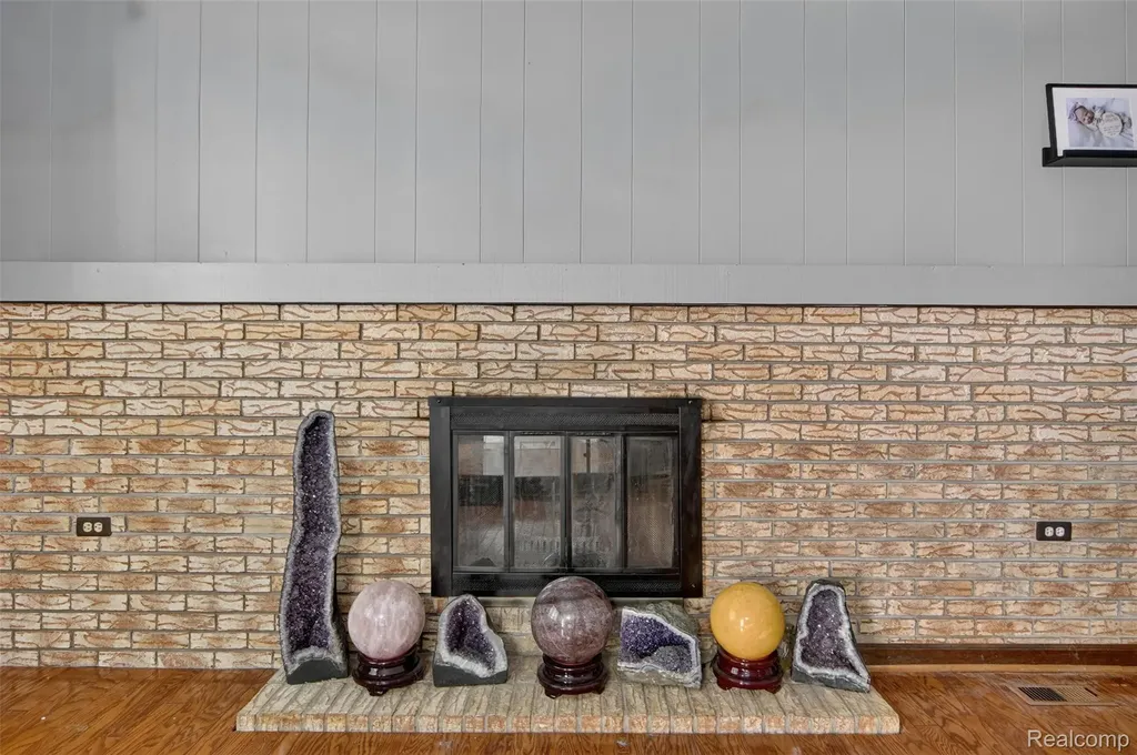 44100 Somerset Square Canton Charter Township MI 48187
