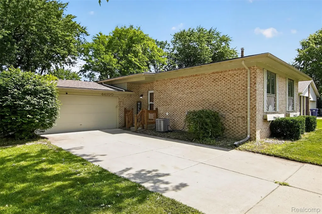 44100 Somerset Square Canton Charter Township MI 48187