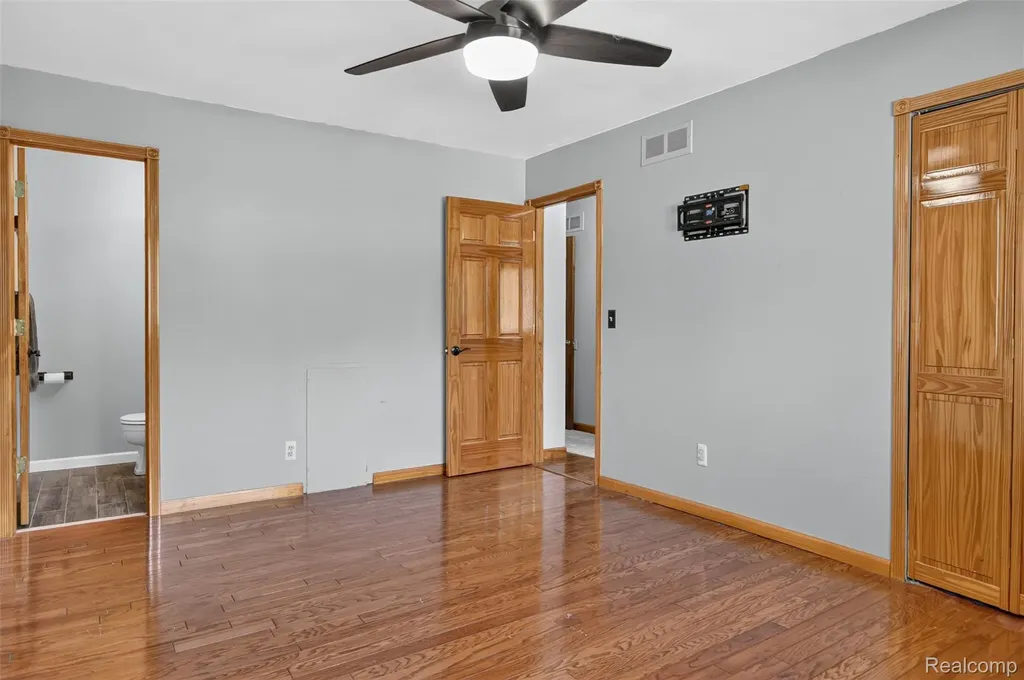 44100 Somerset Square Canton Charter Township MI 48187