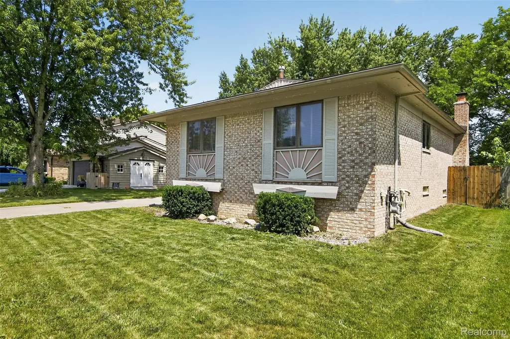 44100 Somerset Square Canton Charter Township MI 48187