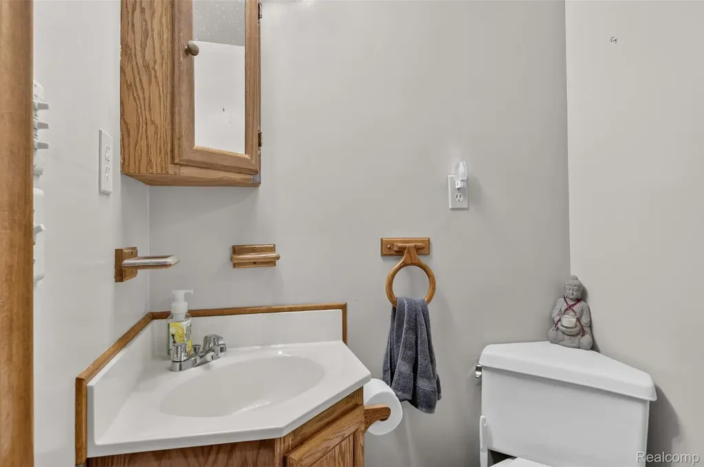 44100 Somerset Square Canton Charter Township MI 48187