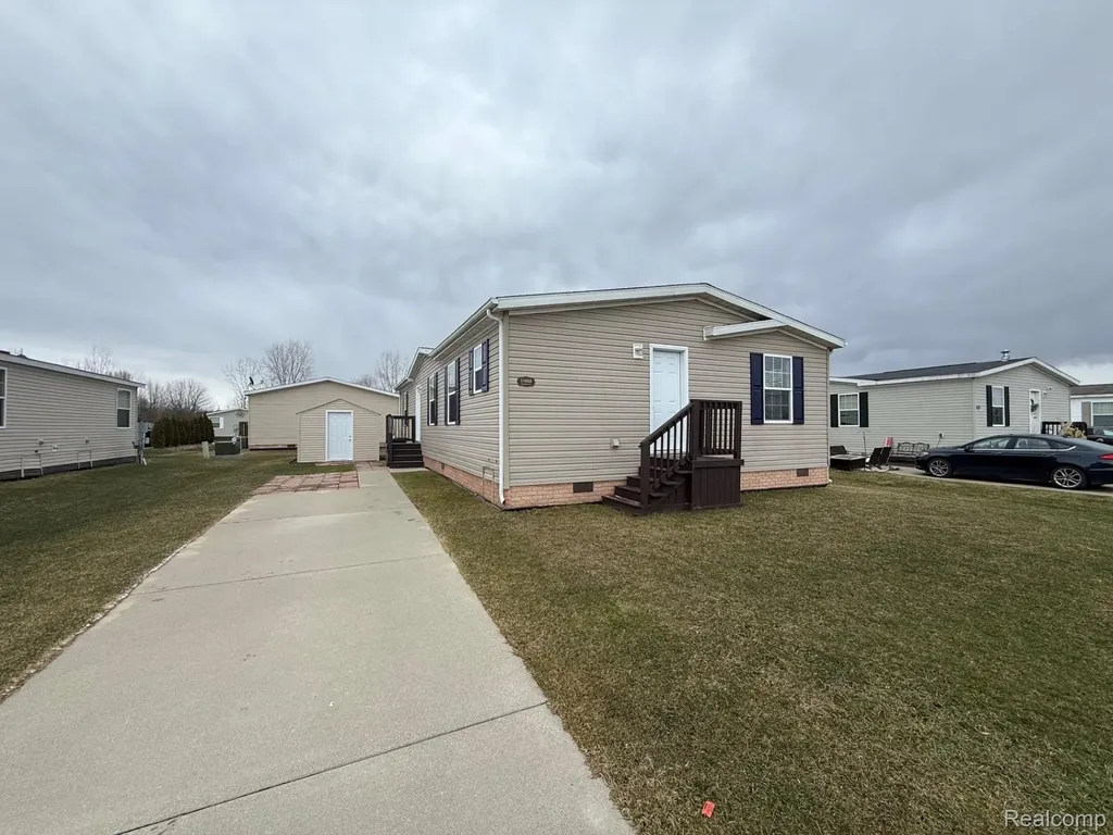 11033 Quail Run Court Green Oak Township MI 48178