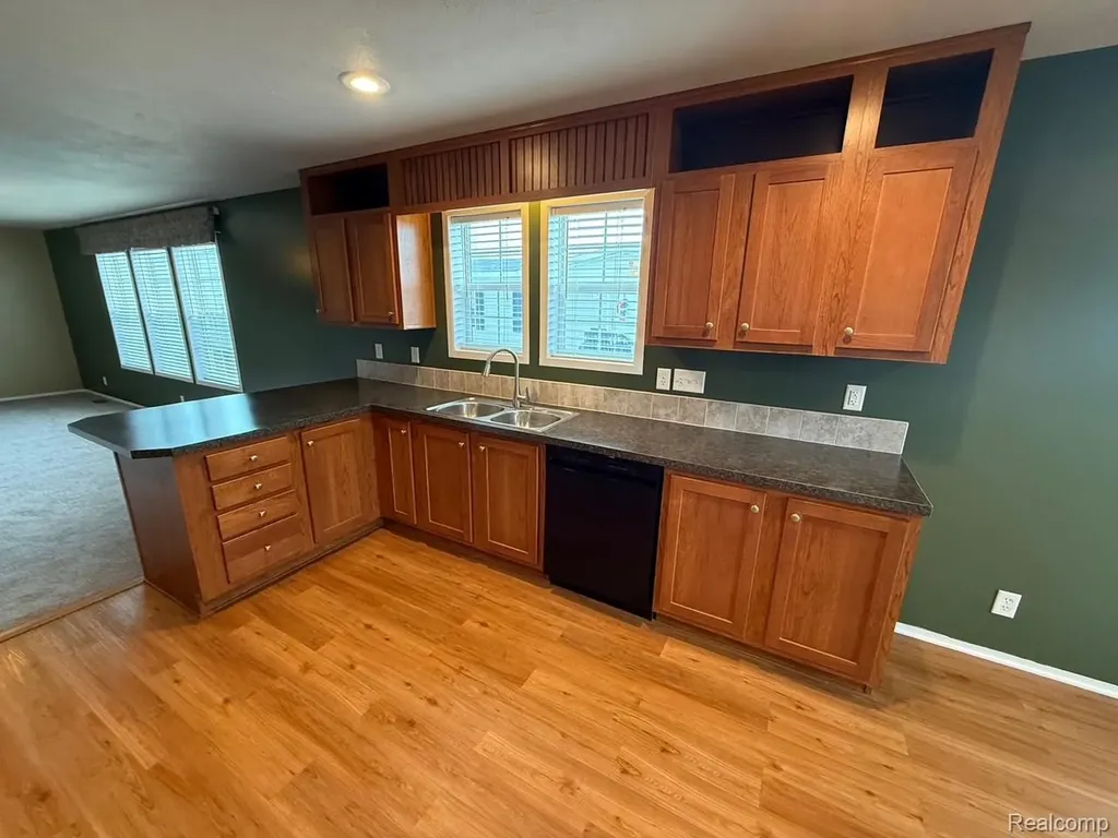 11033 Quail Run Court Green Oak Township MI 48178