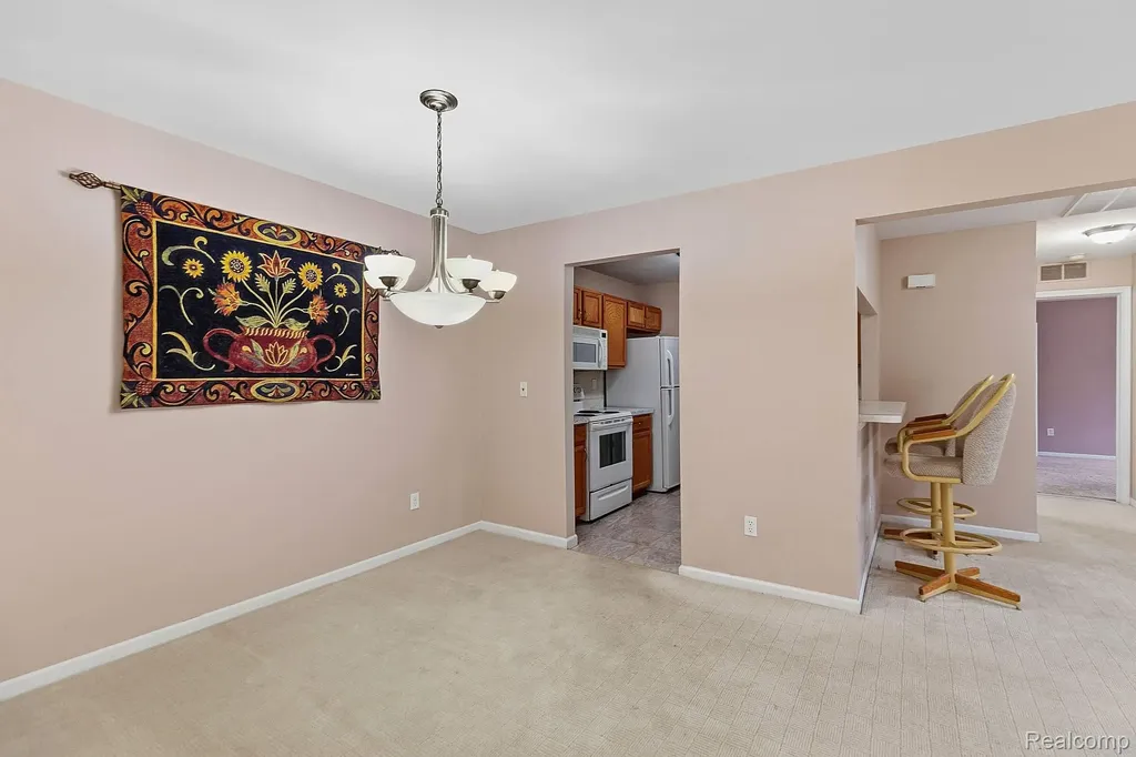 43427 Claremont Drive E Clinton Charter Township MI 48038