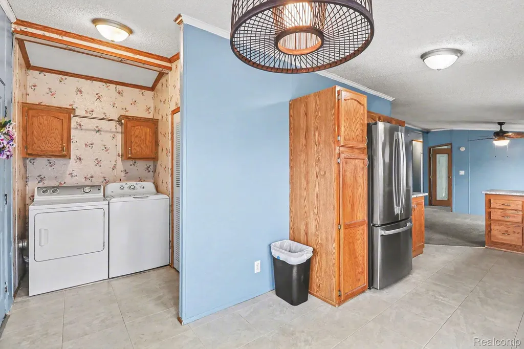 2515 Shakespeare Lane Salem Township MI 48167