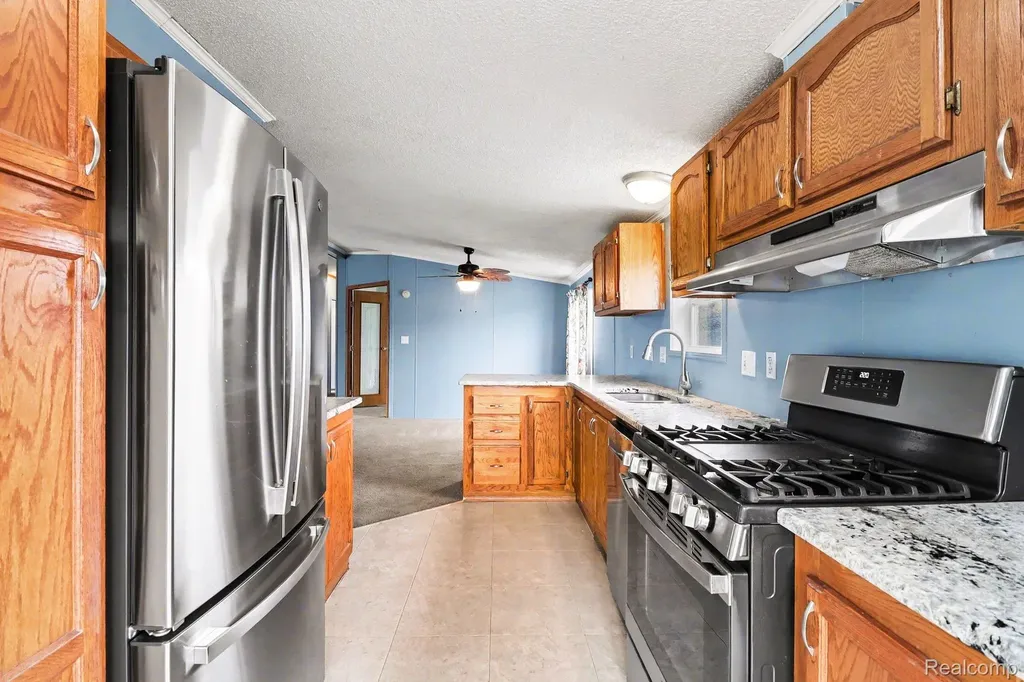 2515 Shakespeare Lane Salem Township MI 48167