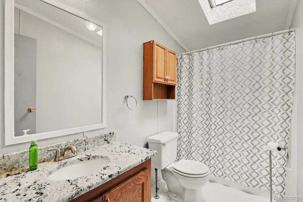 2515 Shakespeare Lane Salem Township MI 48167