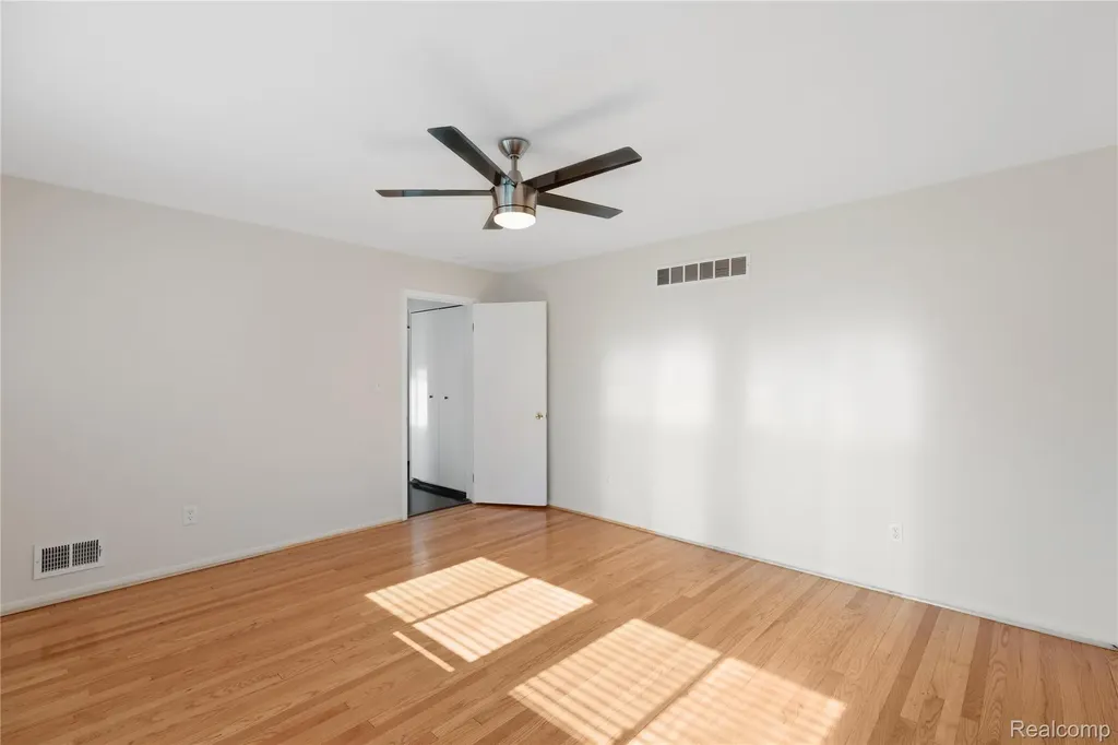 25538 Parsons Drive Southfield City MI 48075