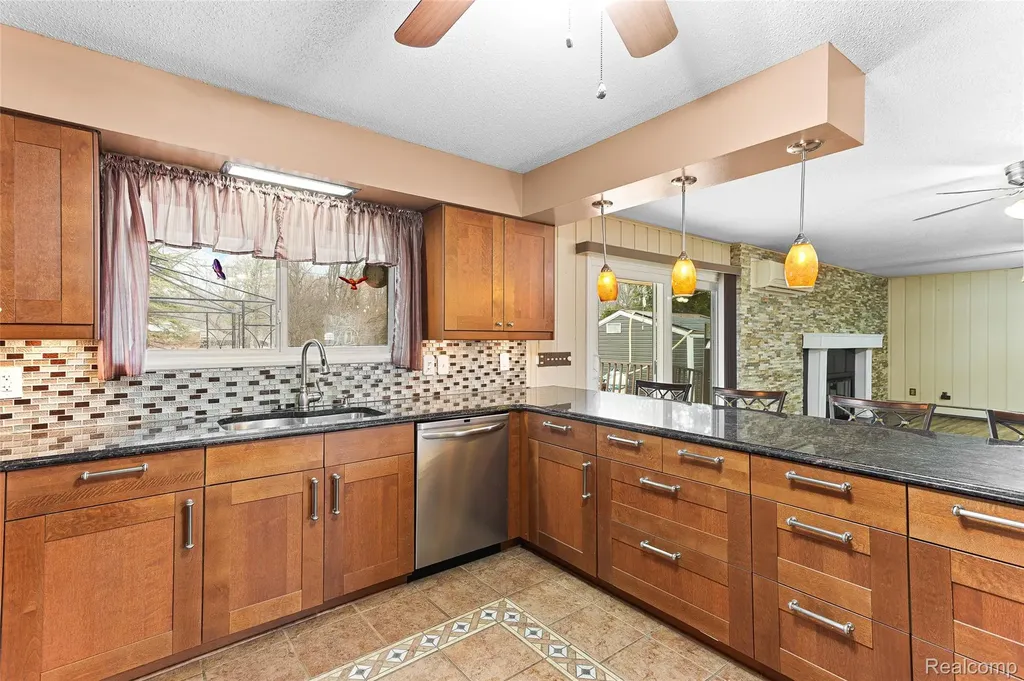 45784 Willis Road Sumpter Township MI 48111