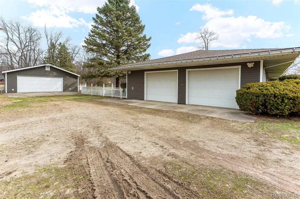 45784 Willis Road Sumpter Township MI 48111