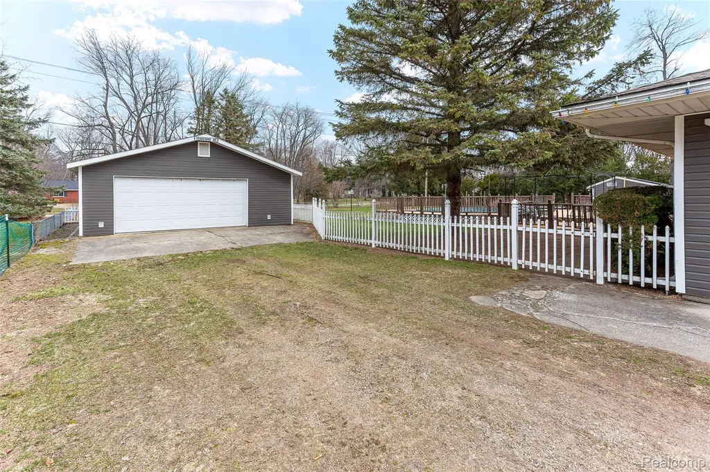 45784 Willis Road Sumpter Township MI 48111