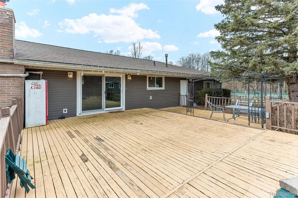 45784 Willis Road Sumpter Township MI 48111