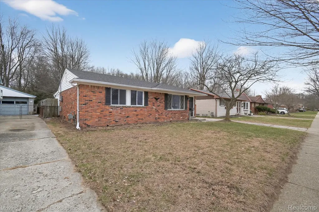 38061 Walnut Street Romulus City MI 48174
