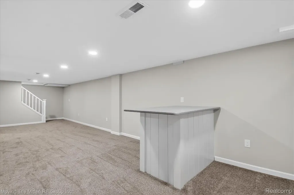 38061 Walnut Street Romulus City MI 48174