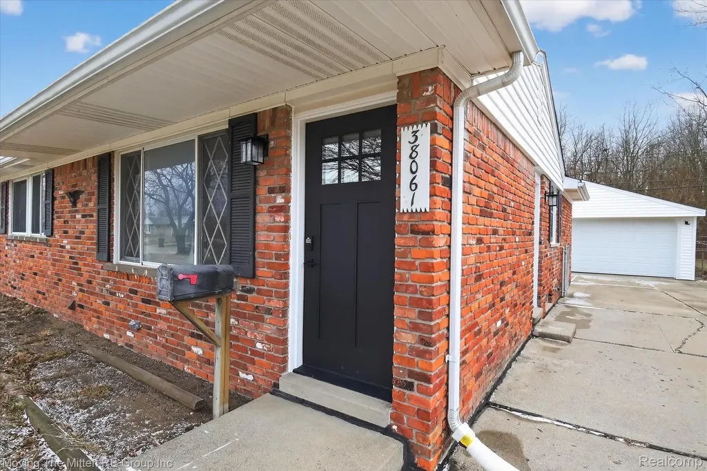 38061 Walnut Street Romulus City MI 48174