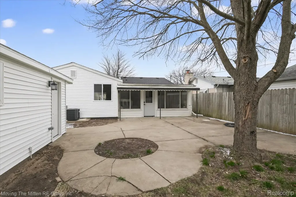 38061 Walnut Street Romulus City MI 48174