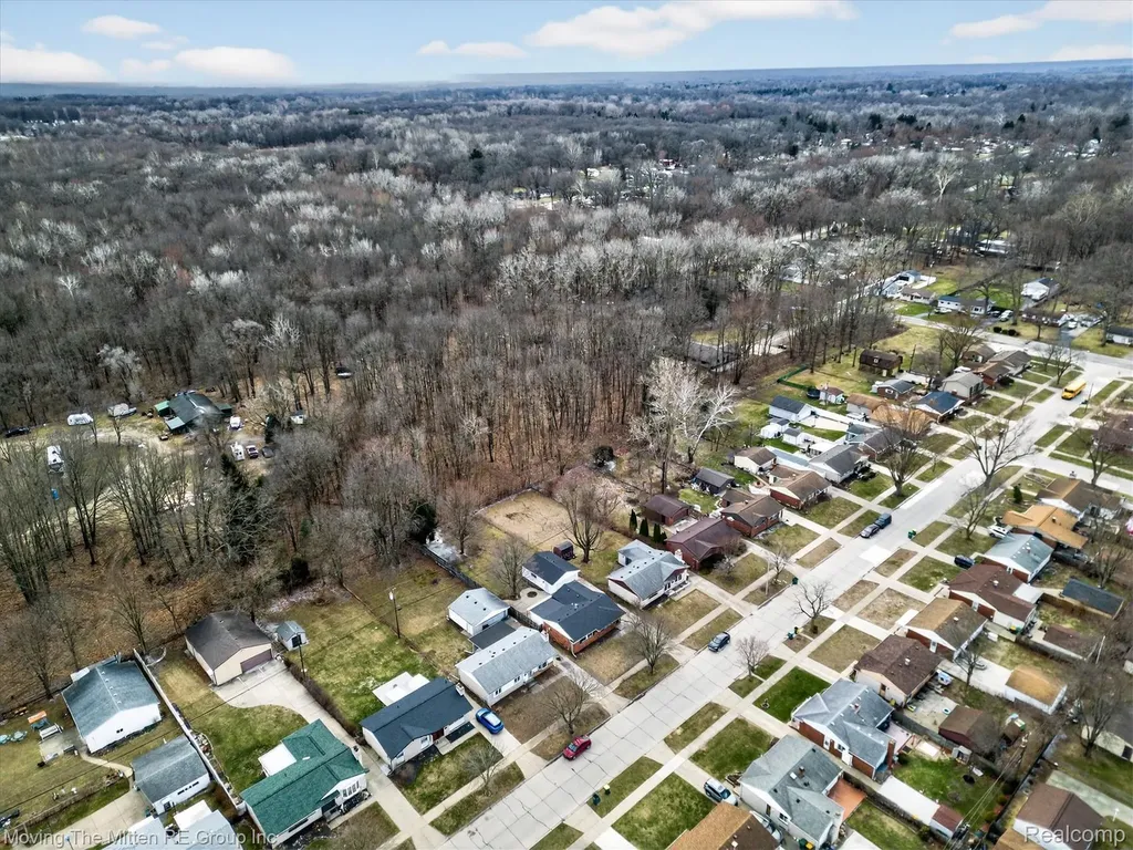 38061 Walnut Street Romulus City MI 48174