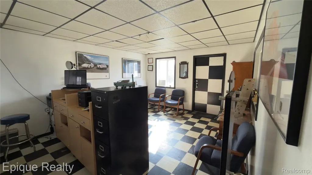 2970 Cherryhill Drive Fort Gratiot Charter Township MI 48059