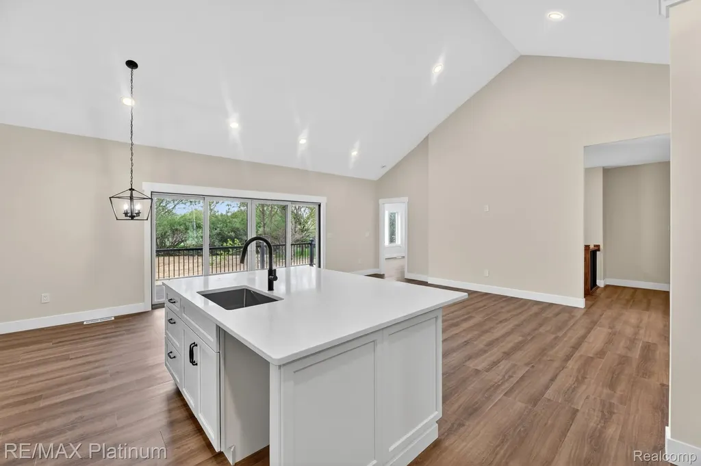 3073 Gecko Trail E Putnam Township MI 48169