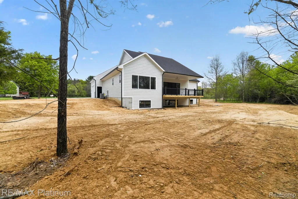 3073 Gecko Trail E Putnam Township MI 48169