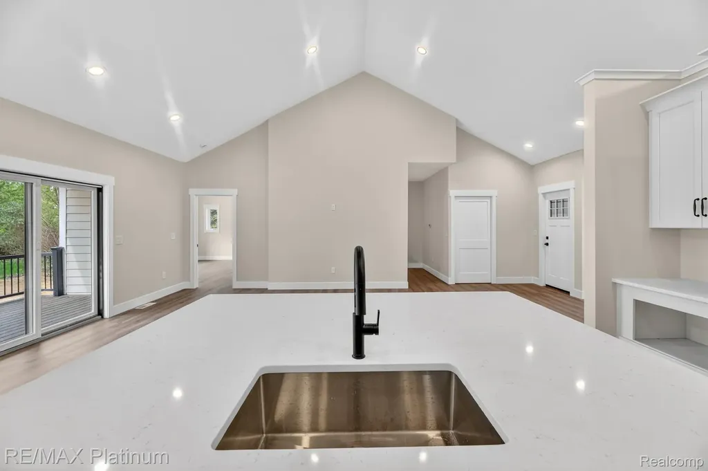 3073 Gecko Trail E Putnam Township MI 48169