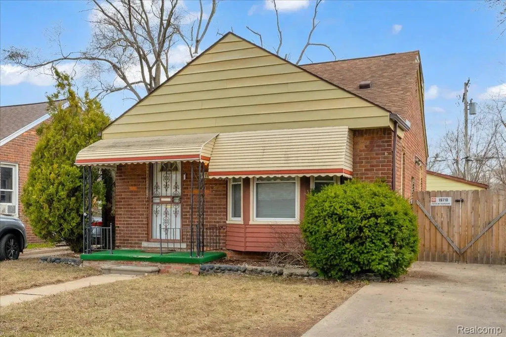 19710 Woodingham Drive Detroit City MI 48221