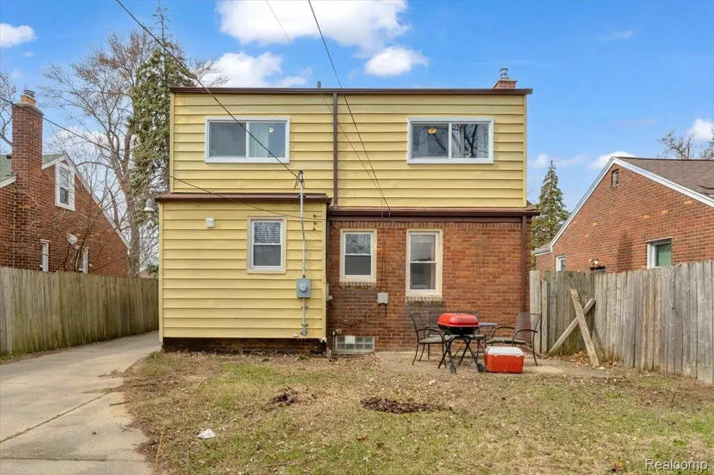 19710 Woodingham Drive Detroit City MI 48221