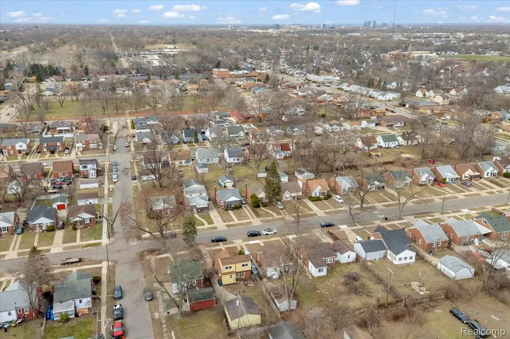 19710 Woodingham Drive Detroit City MI 48221