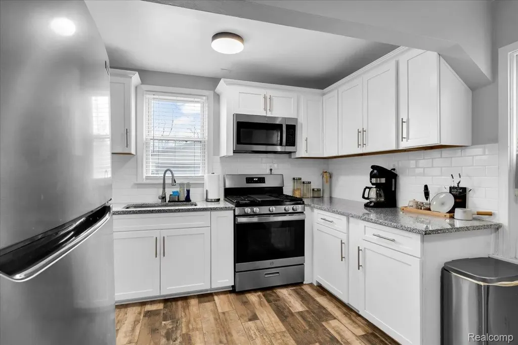 19710 Woodingham Drive Detroit City MI 48221