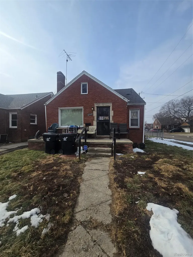 18715 Albion Street Detroit City MI 48234