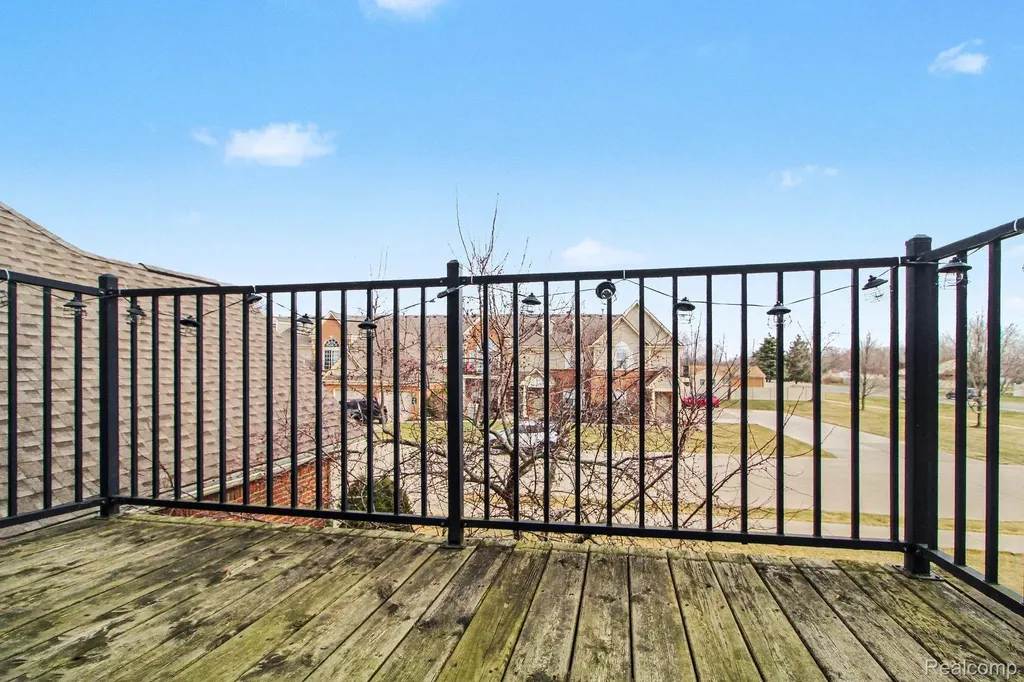 20006 Hidden Oaks Drive Brownstown Charter Township MI 48183
