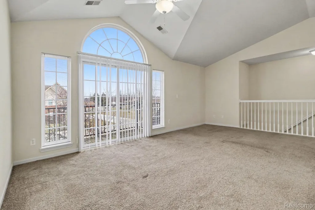 20006 Hidden Oaks Drive Brownstown Charter Township MI 48183