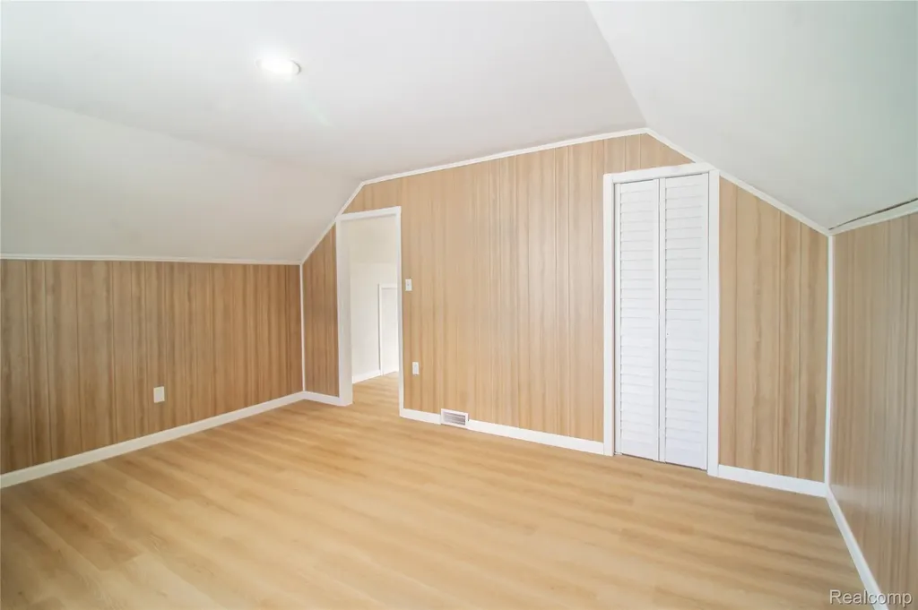 12019 Longacre Street Detroit City MI 48227