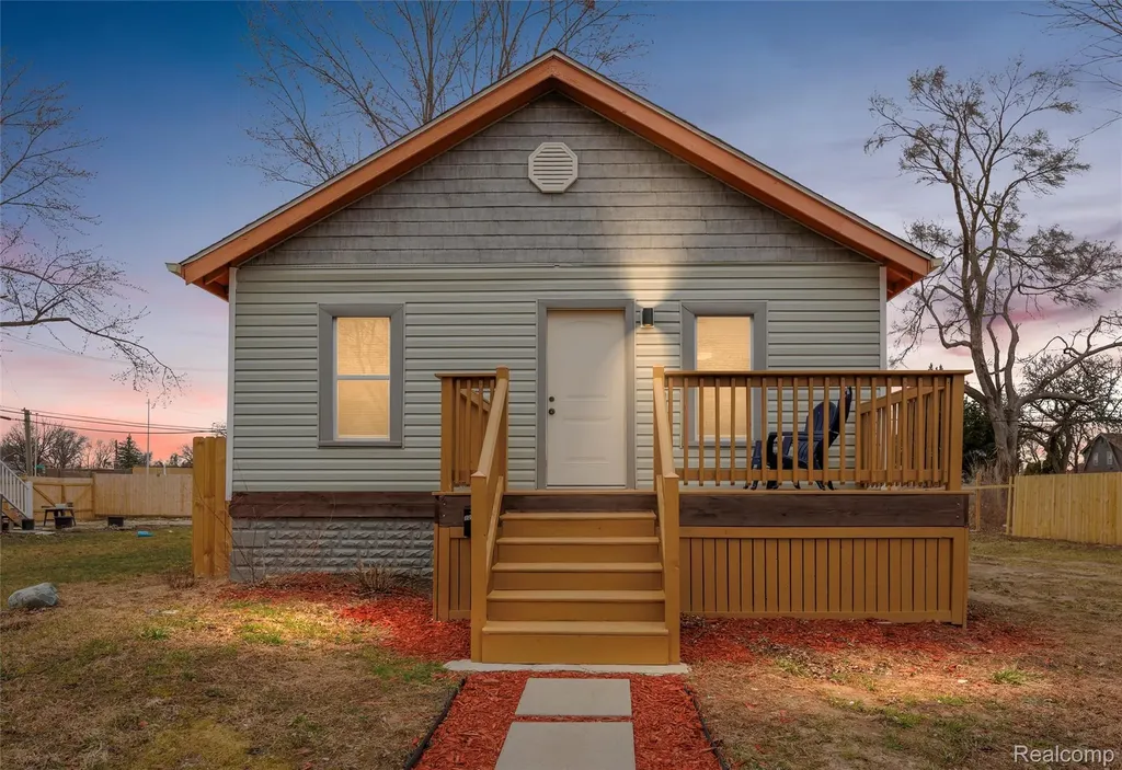 12617 Filbert Street Detroit City MI 48205