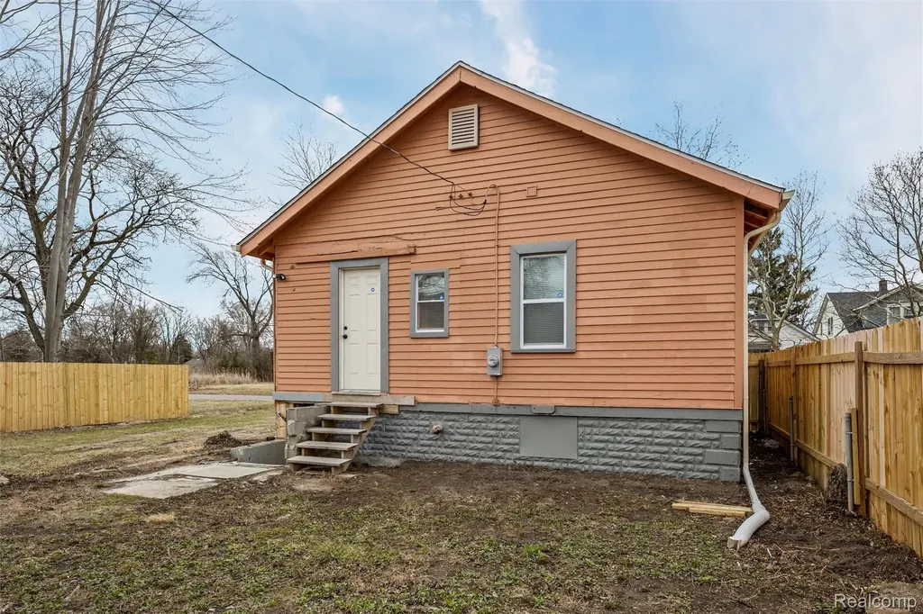 12617 Filbert Street Detroit City MI 48205