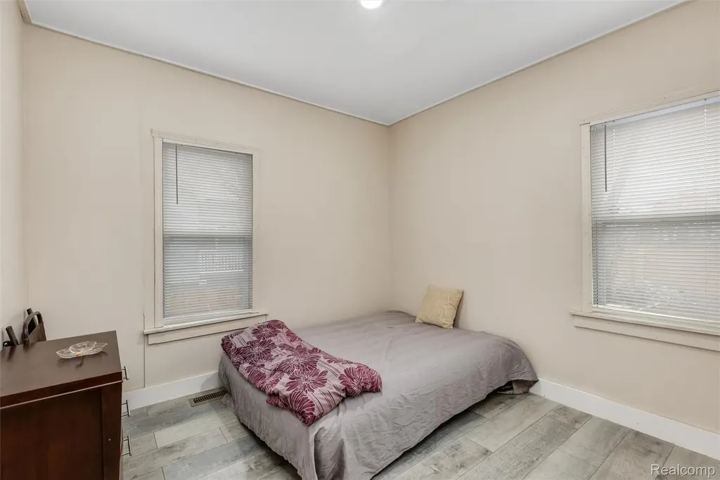 12617 Filbert Street Detroit City MI 48205
