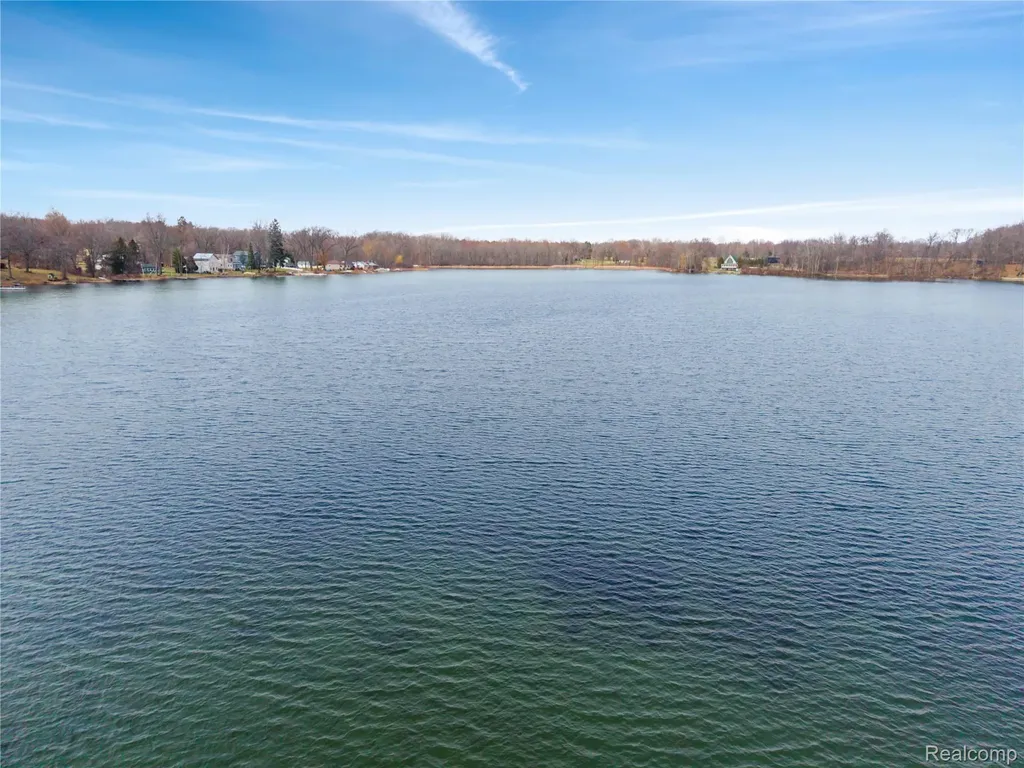 15177 Mccaslin Lake Road Argentine Township MI 48451