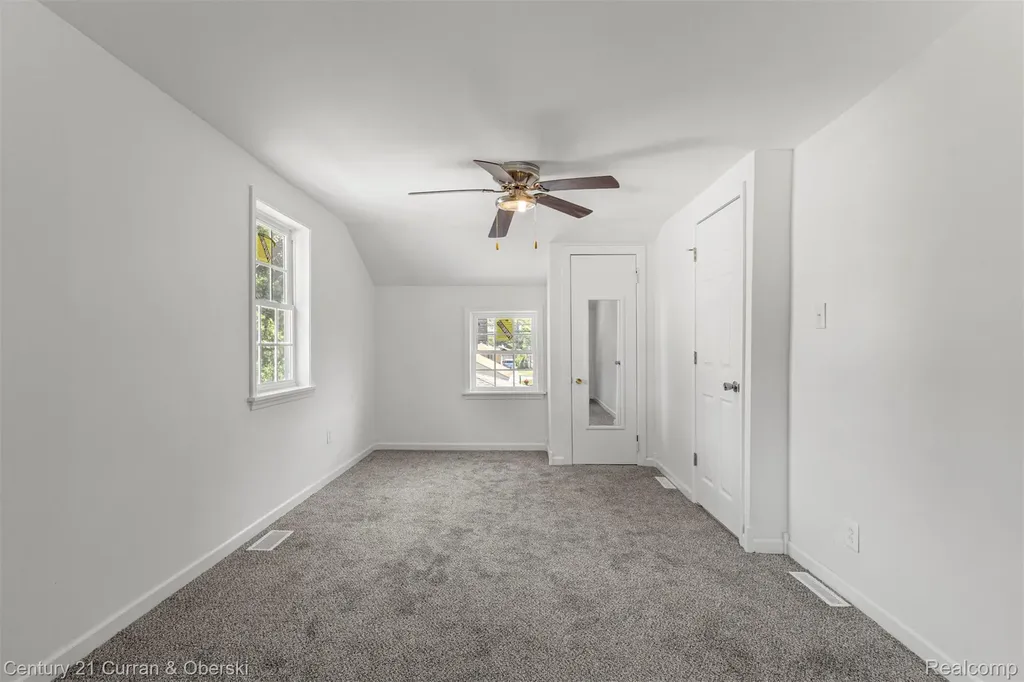 13367 Fordline Street Southgate City MI 48195