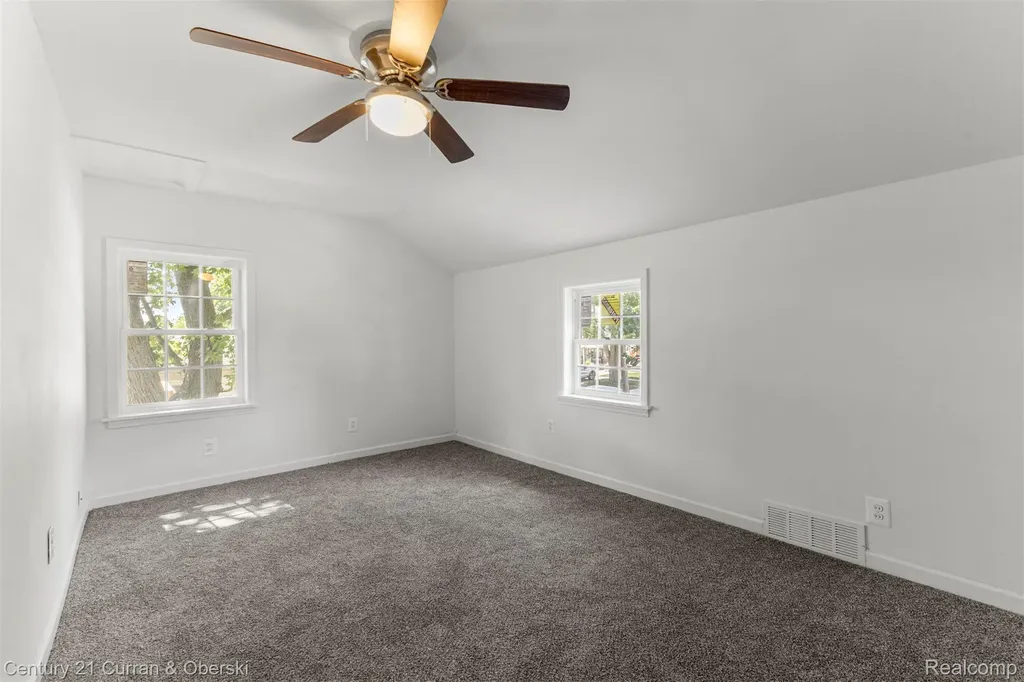 13367 Fordline Street Southgate City MI 48195