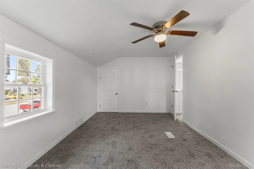 13367 Fordline Street Southgate City MI 48195