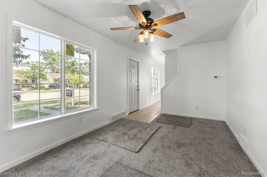 13367 Fordline Street Southgate City MI 48195