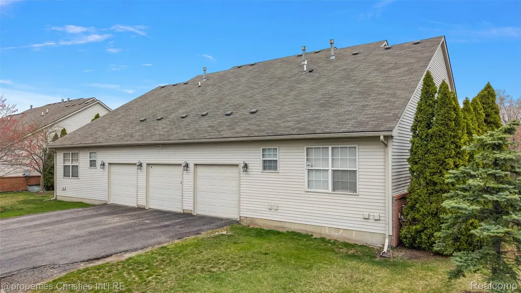 1227 16th Street Detroit City MI 48216