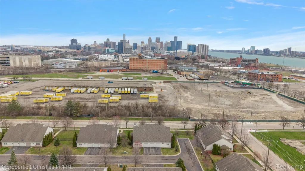 1227 16th Street Detroit City MI 48216