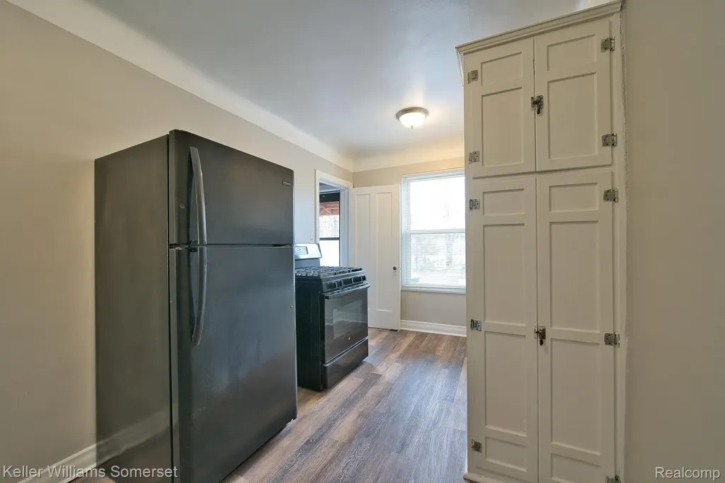 51 Spokane Drive Pontiac City MI 48341