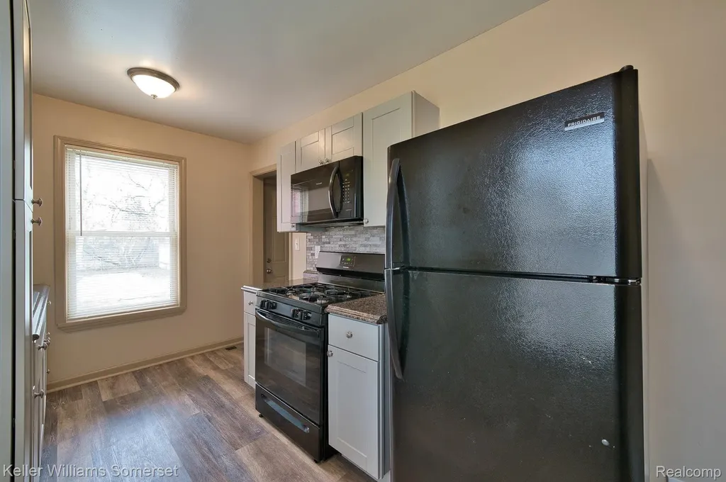 51 Spokane Drive Pontiac City MI 48341