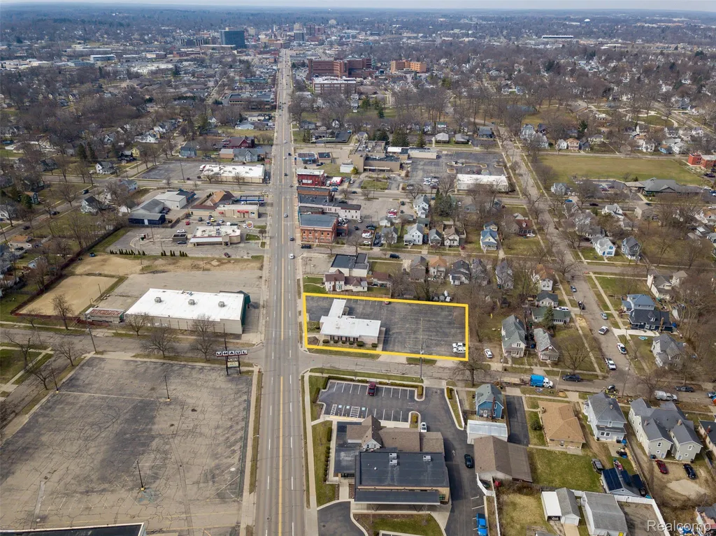 1712 E Michigan Avenue Jackson City MI 49202