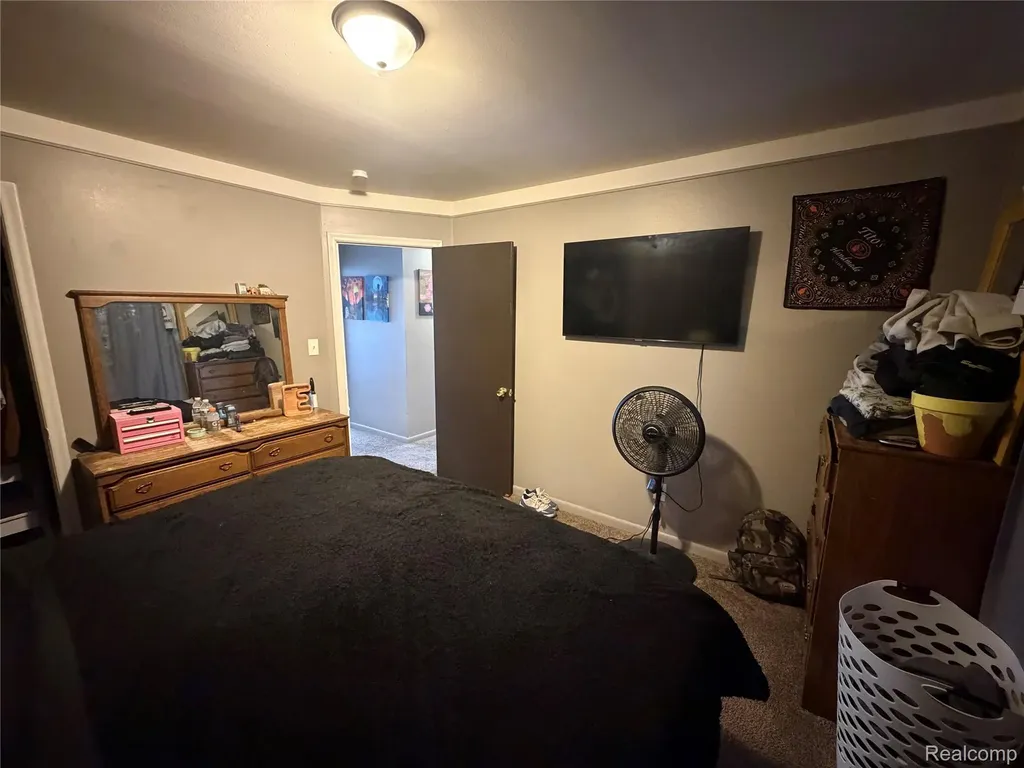 32011 Grandview Avenue Westland City MI 48186